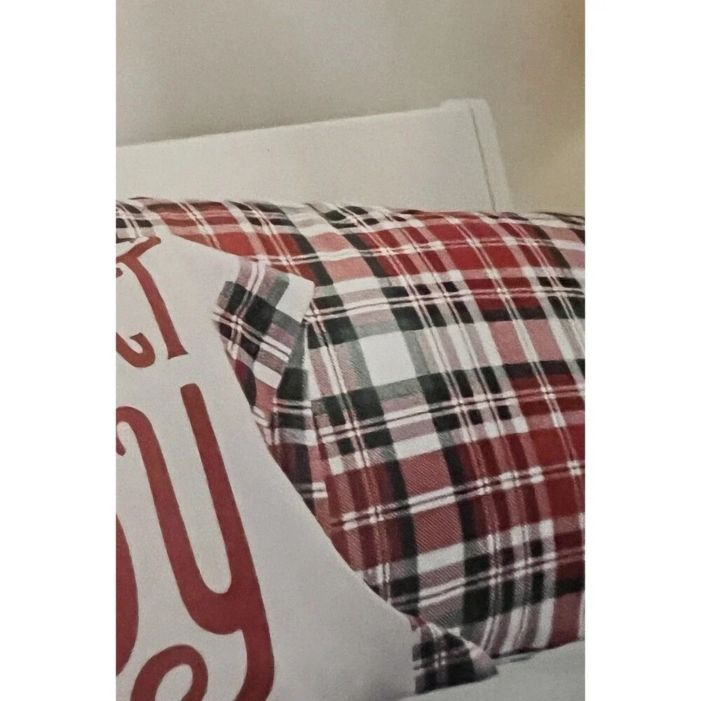 2 Flannel Standard Pillowcases Christmas plaid red white 100% cotton Portugal